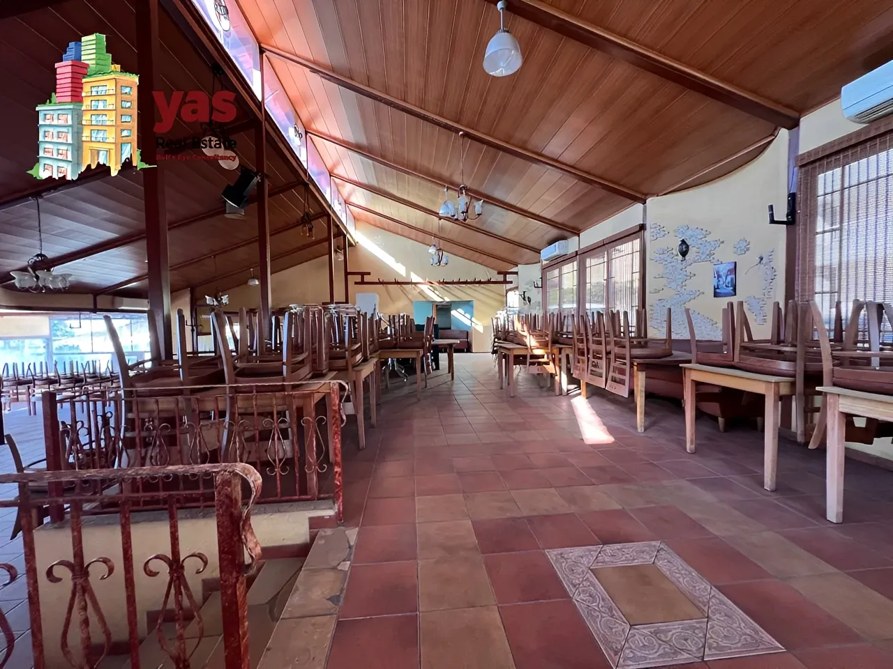 Restaurant for rent in Haret Sakhr