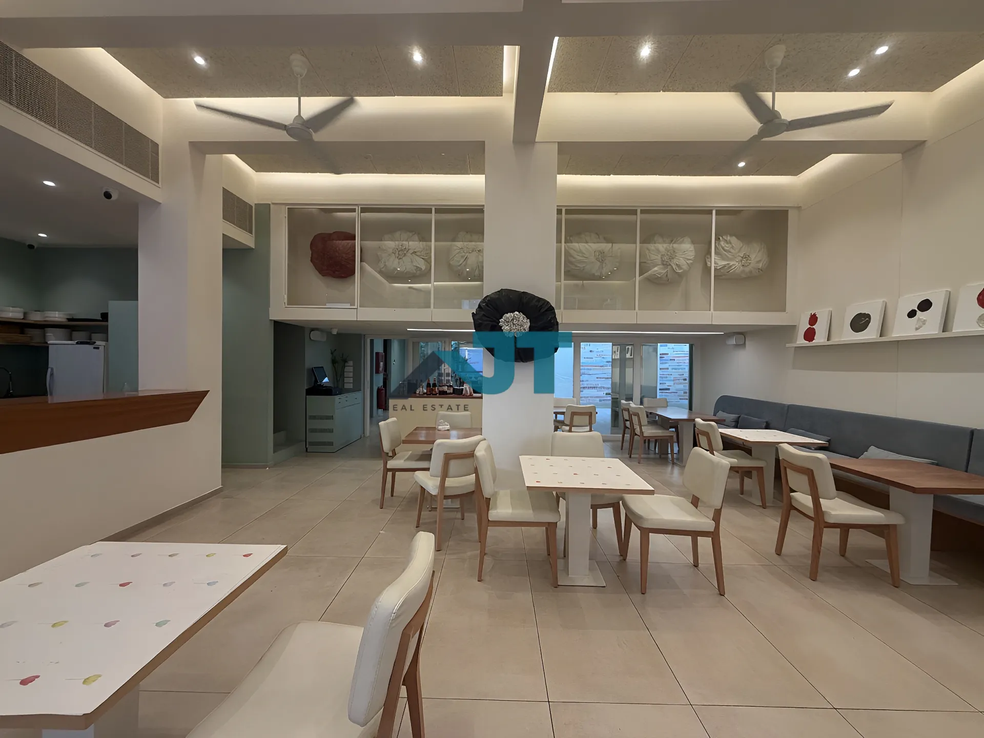 Restaurant for rent in Mar Mikhael