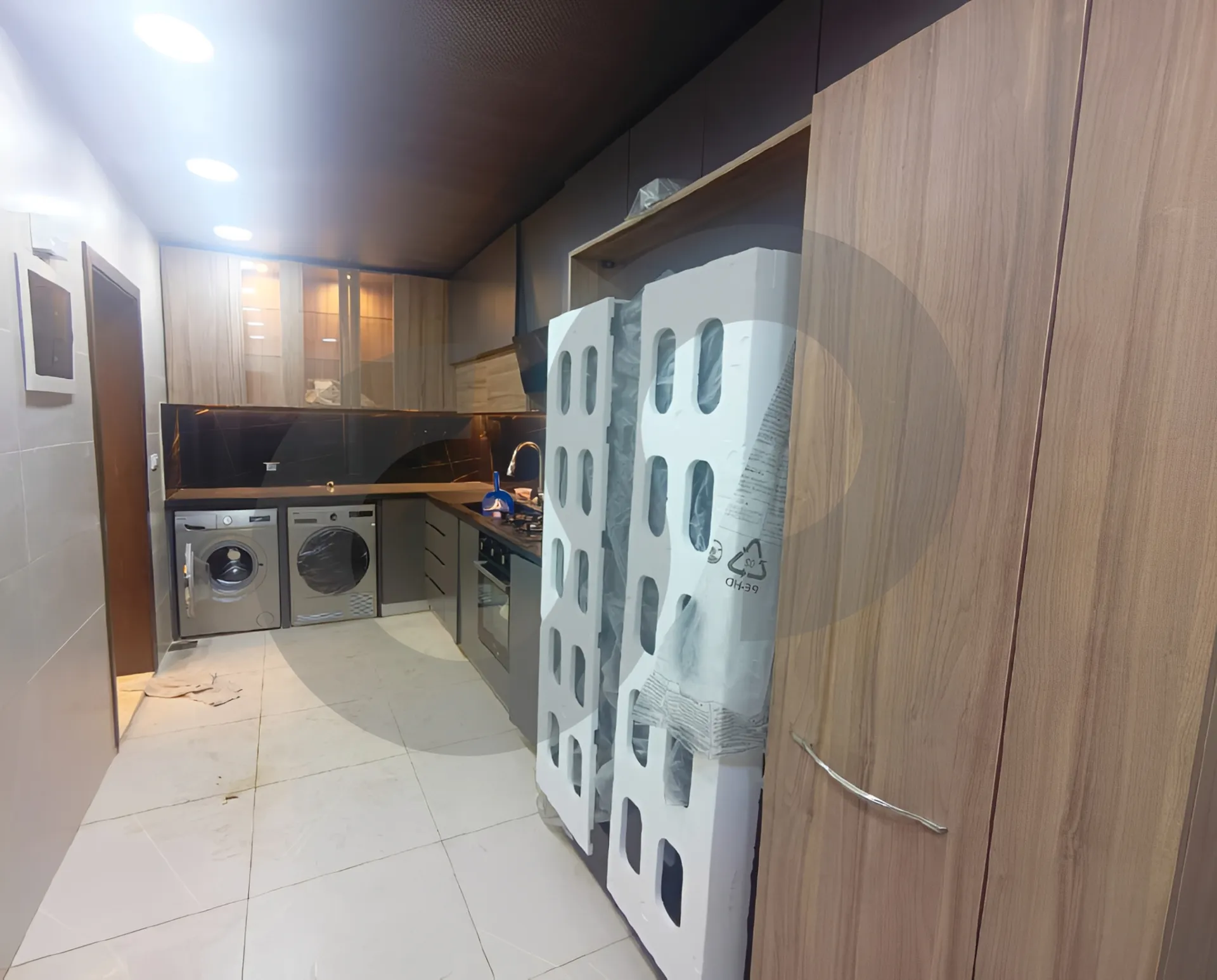 Apartment for Sale in Ain el remmeneh, baabda - 2 bed, 2 bath