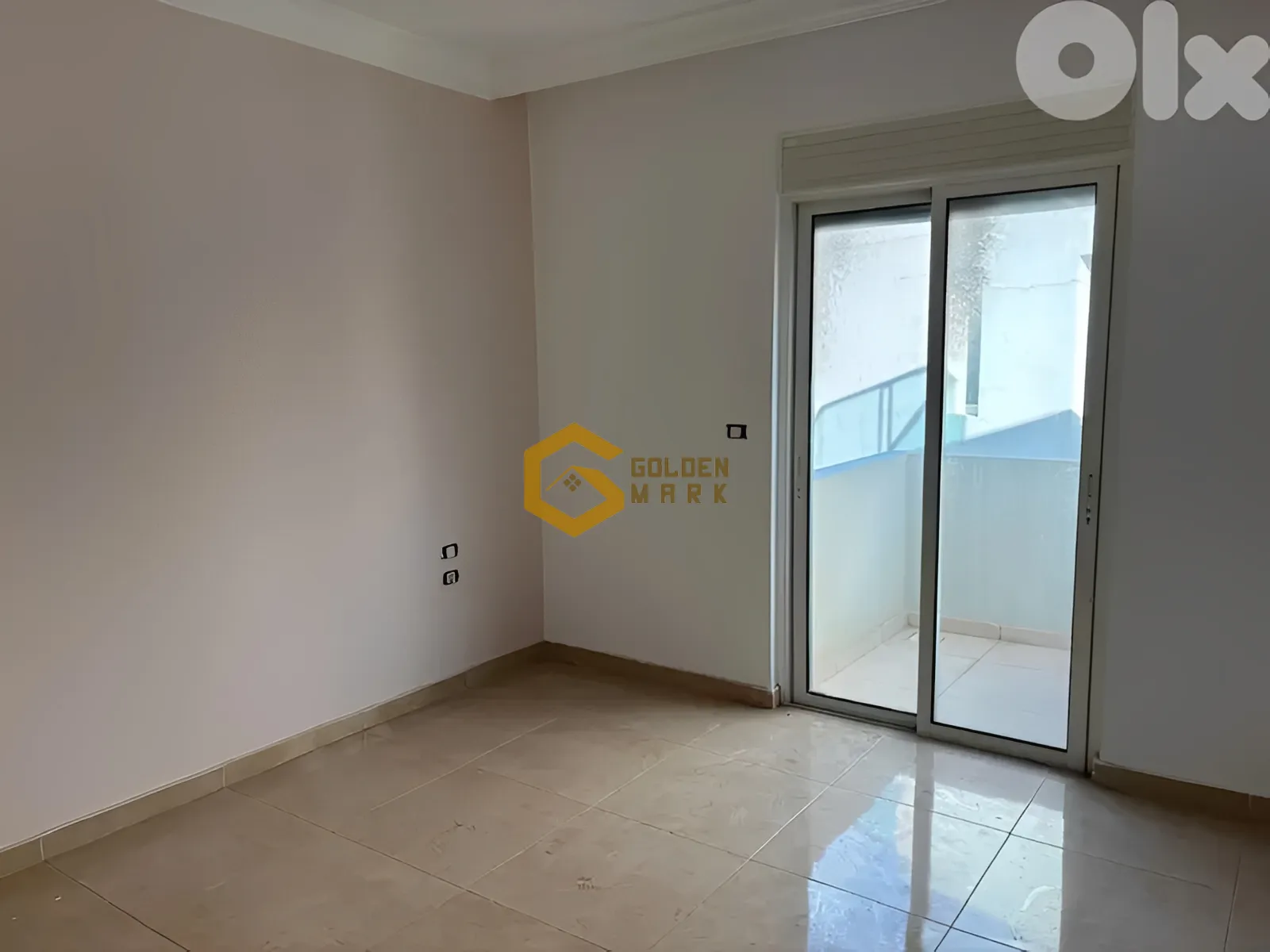 Apartment for Sale in Haret Sakher