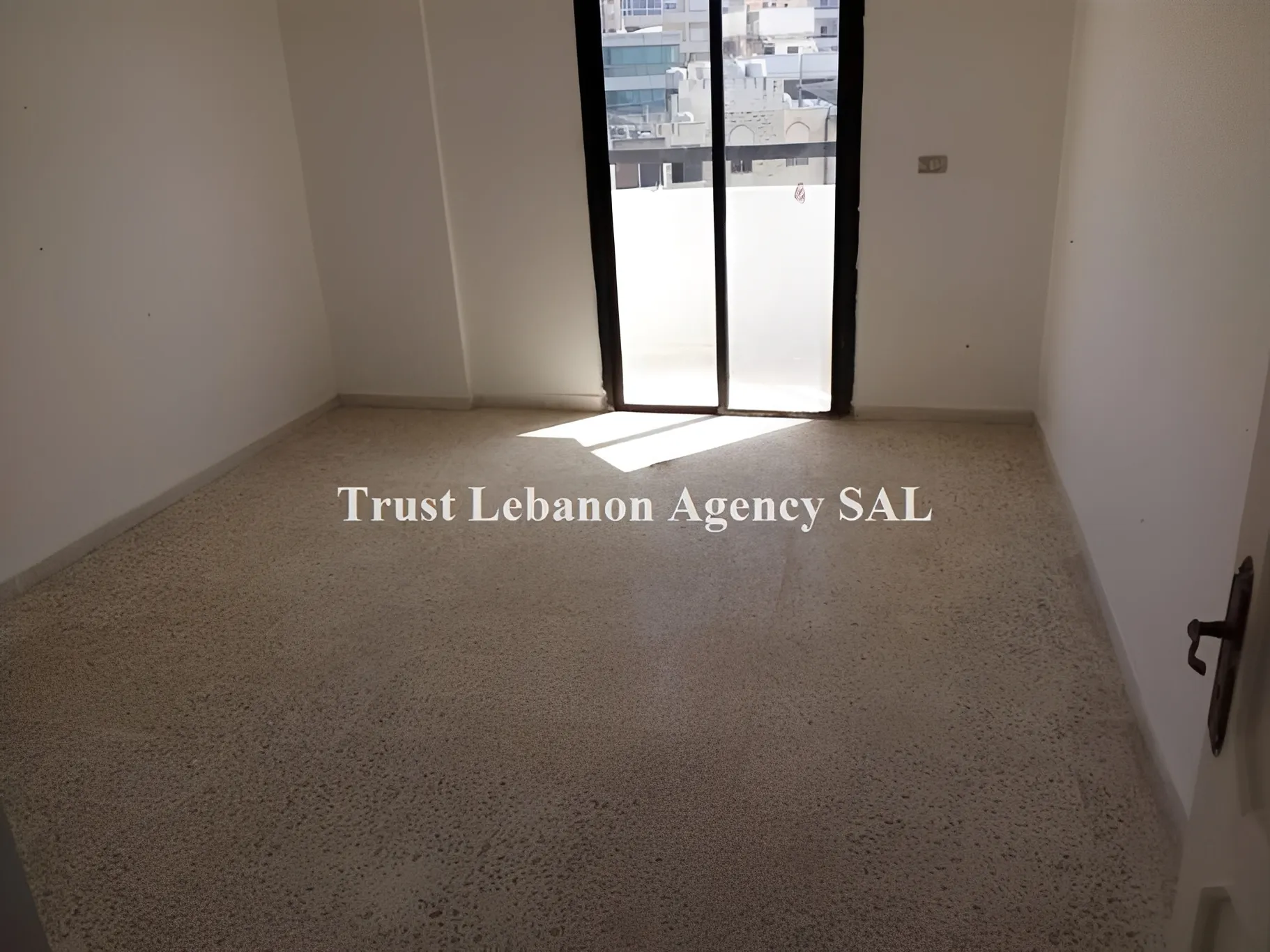 Apartment for Sale in Aramoun Alay