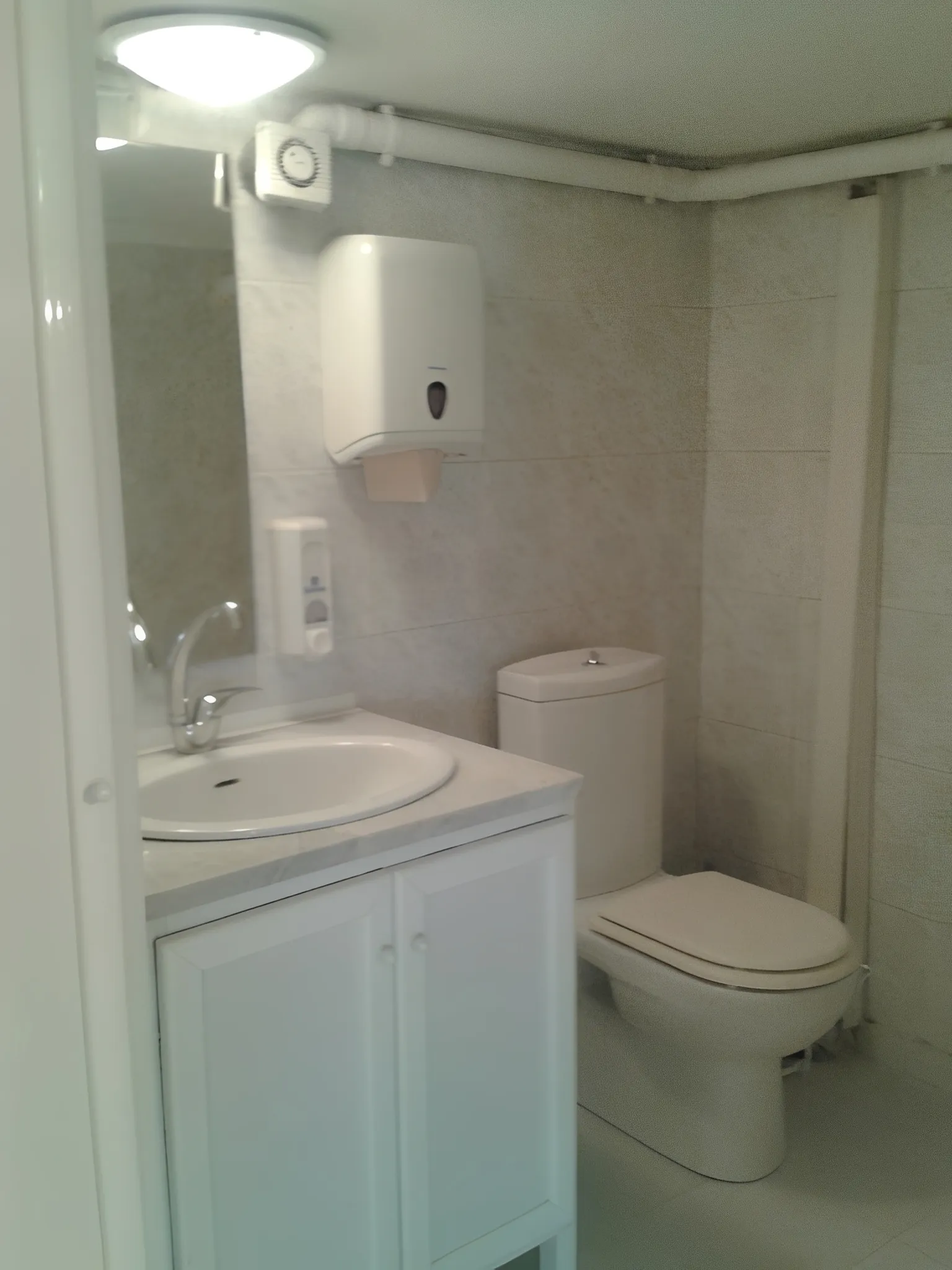 Commercial Property For Sale in Metn, Dbayeh