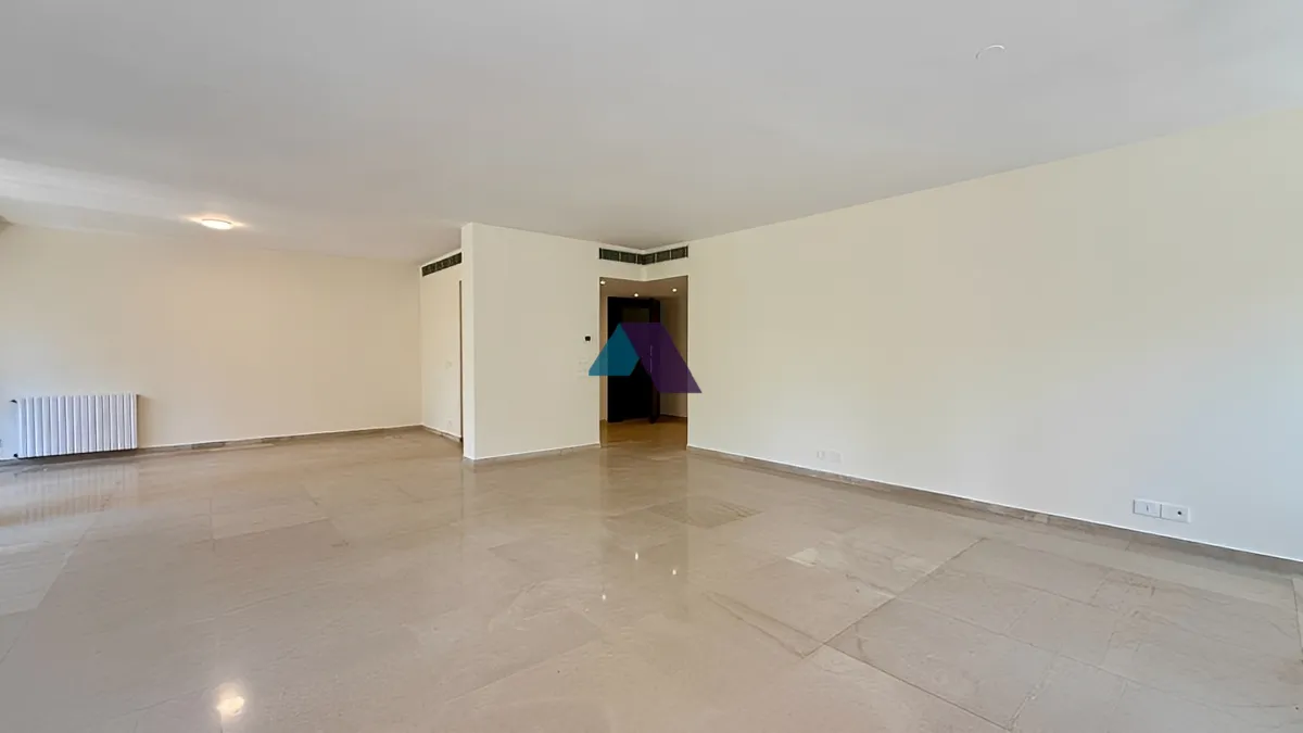 Apartment for Sale in Achrafieh - 3 bed, 4 bath