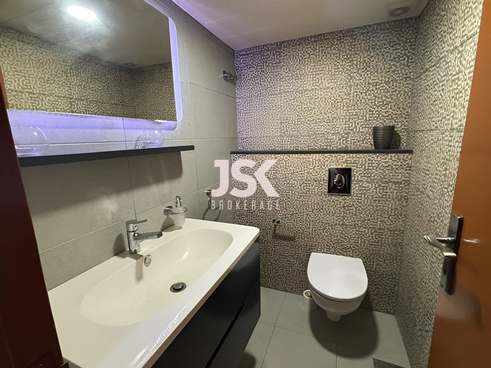 Apartment for Rent in Mtaileb
