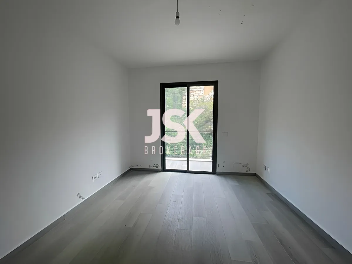 Apartment for Sale in Ain Saadeh, Lebanon - 3 bed, 4 bath