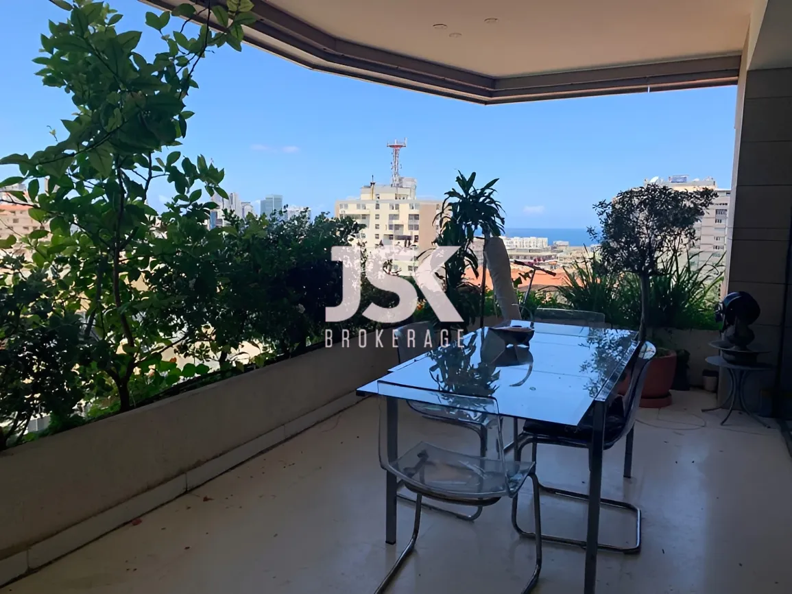 Apartment for rent in Achrafieh, Beirut, Lebanon - 4 bed, 5 bath