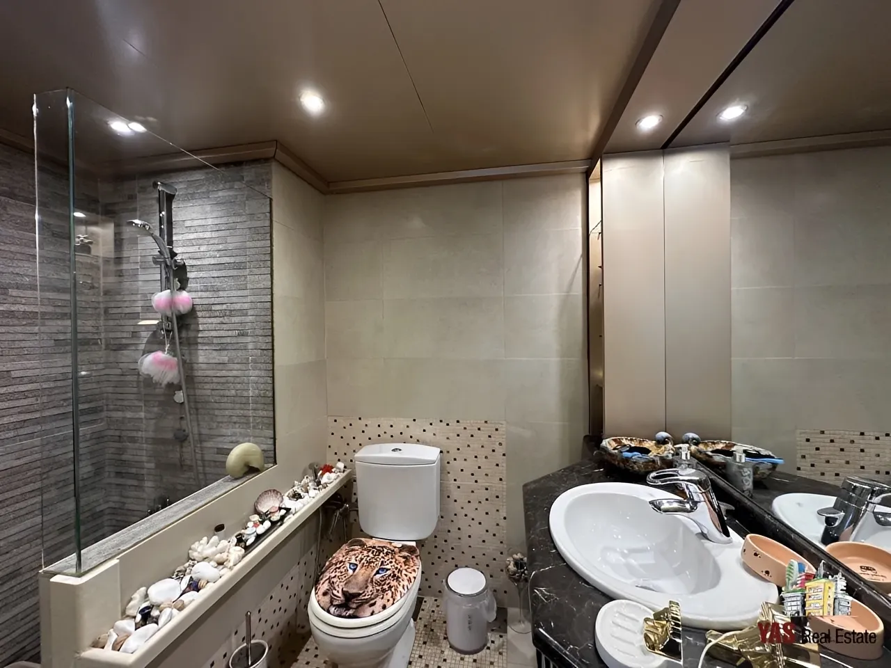 Apartment for Sale in Ajaltoun