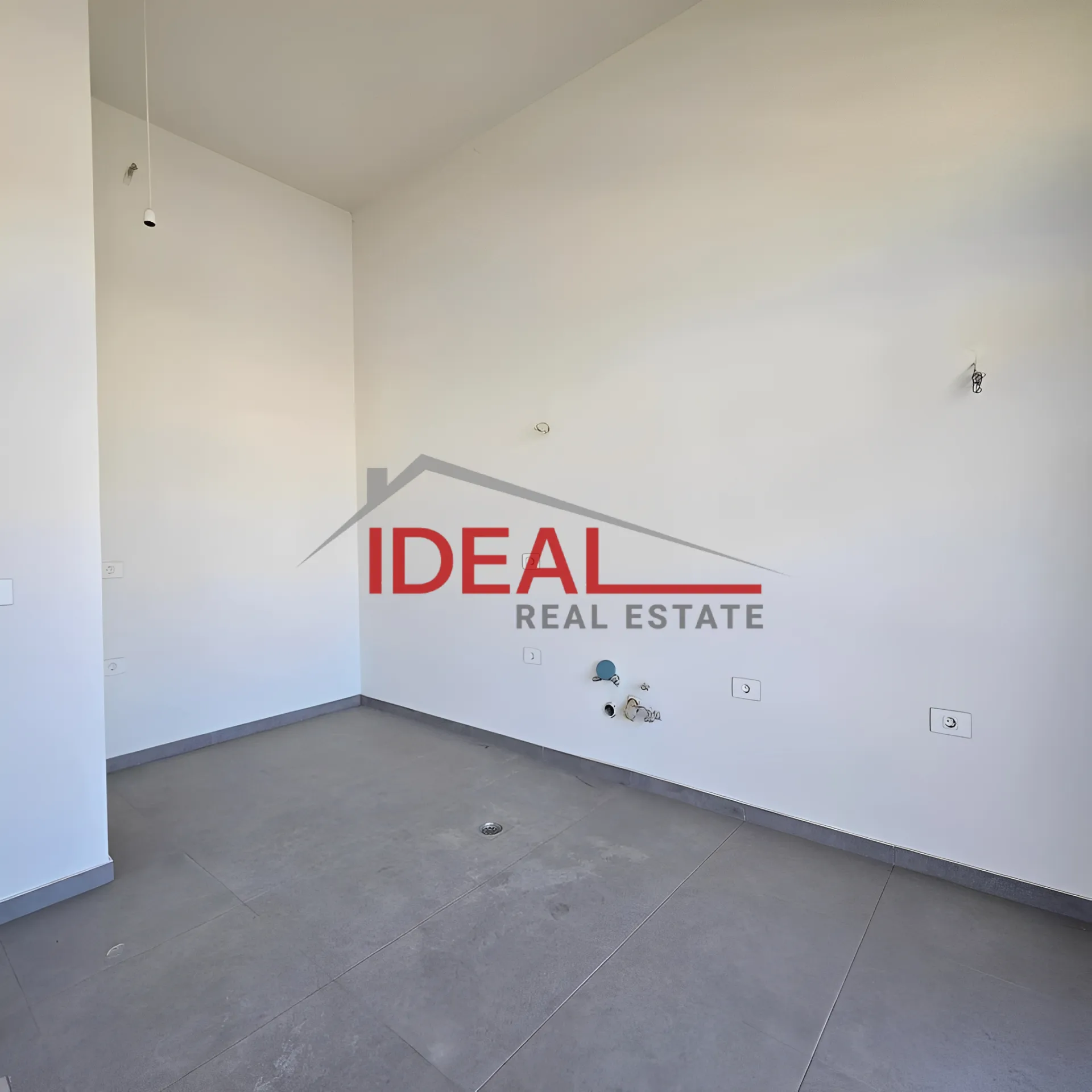 Office for Sale in Forn El Chebbak, Lebanon