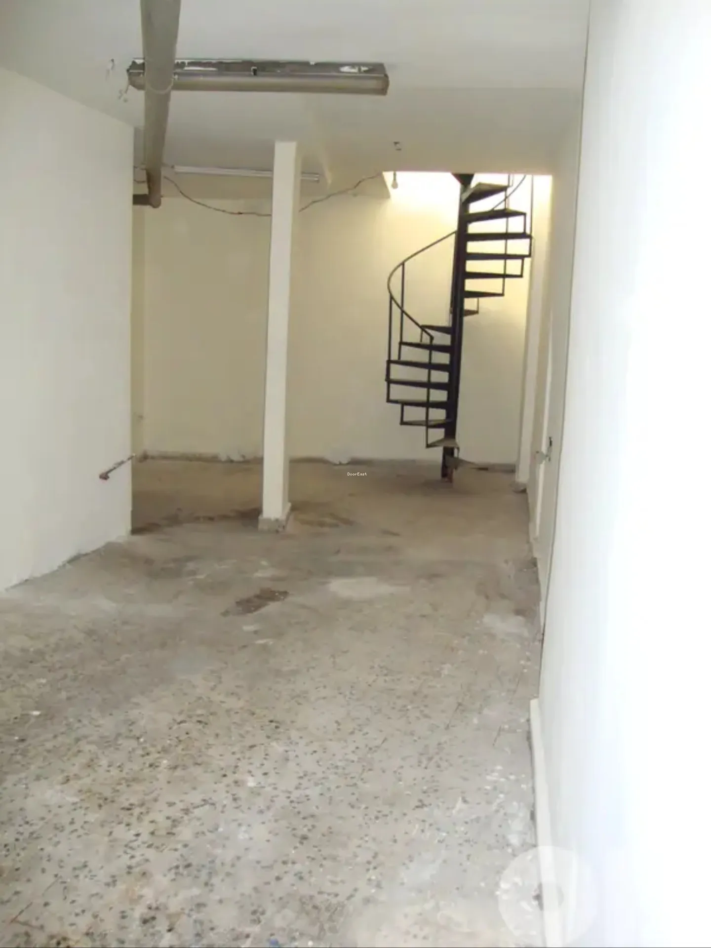 Shop for rent in Jdeideh, lebanon