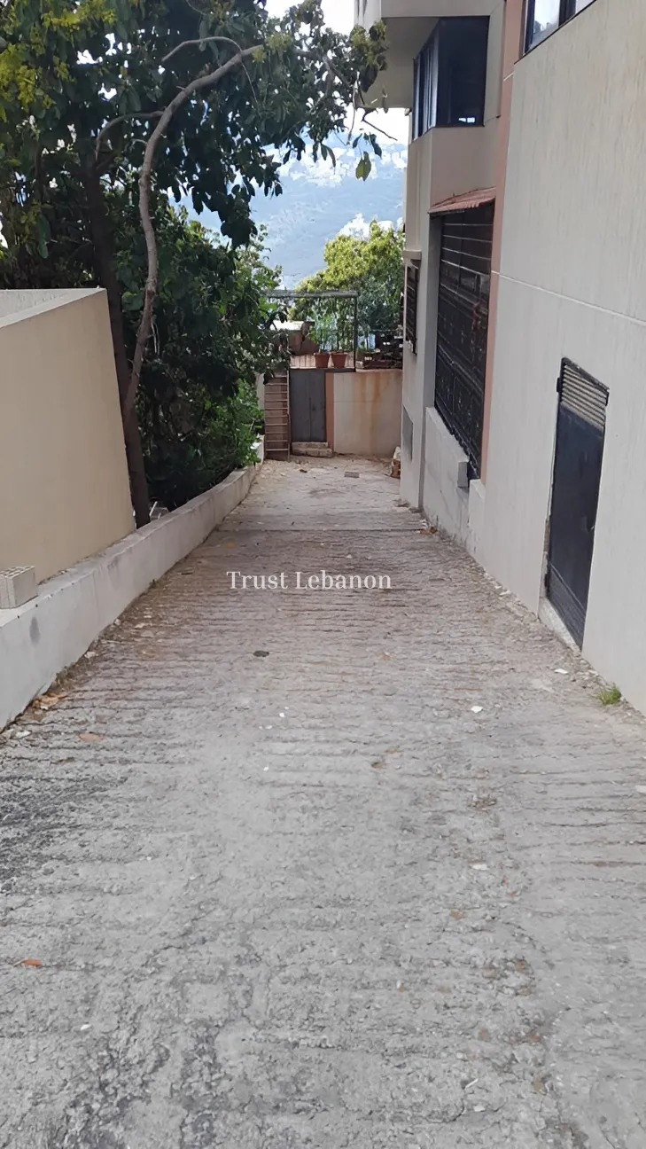 Warehouse for rent in Louaizeh, Lebanon