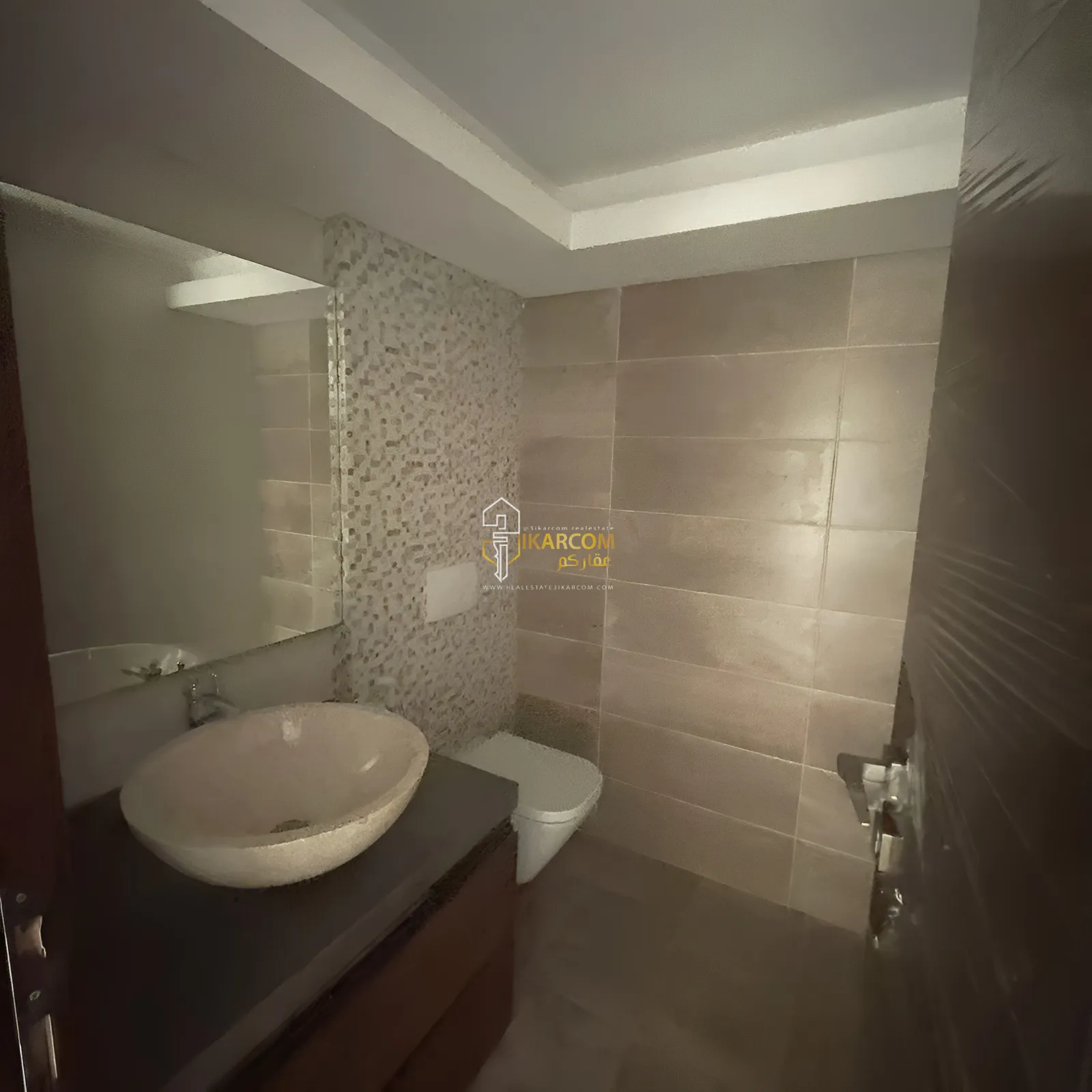Apartment for Sale in Ras Al Naba'a, Beirut, Lebanon - 3 bed, 3 bath