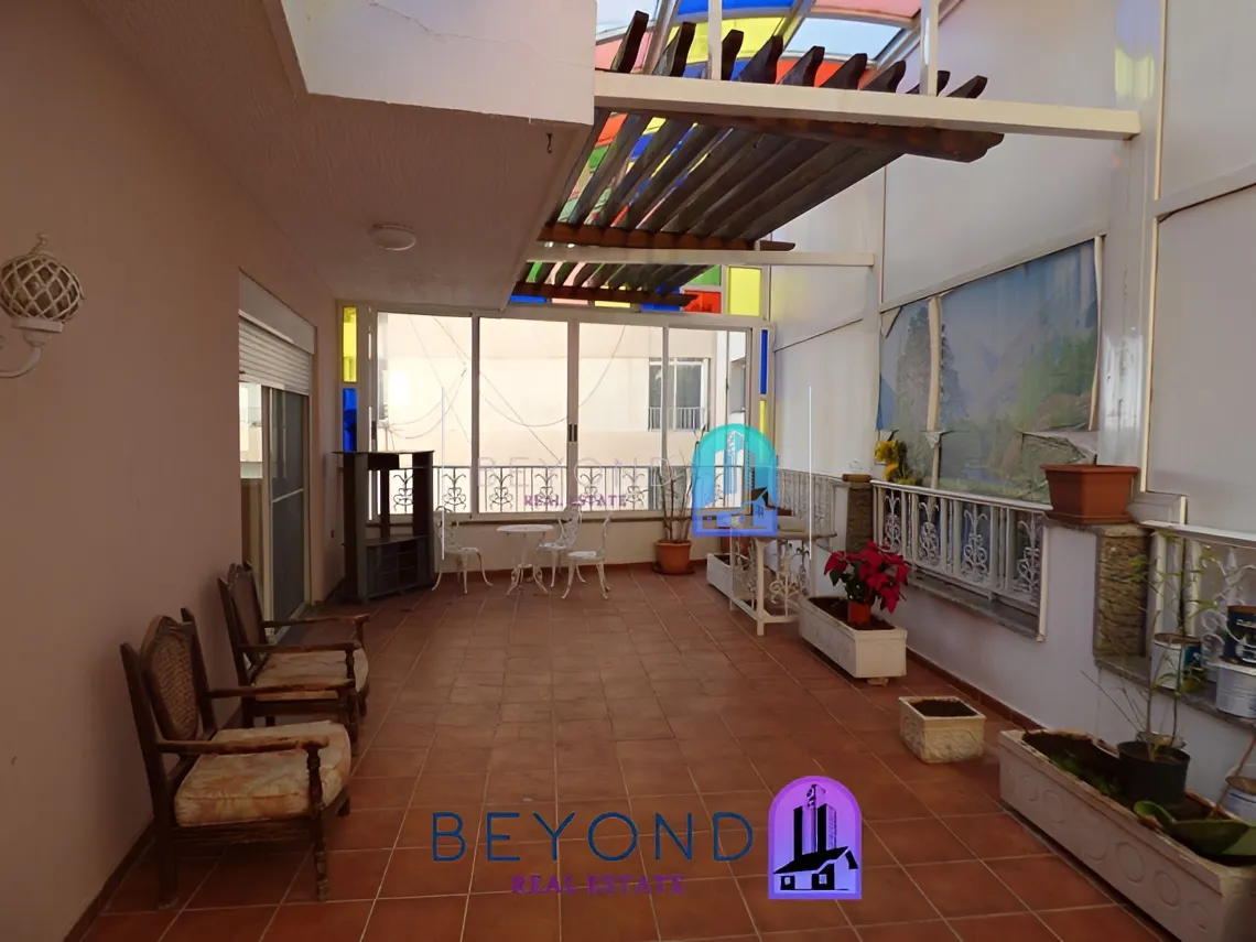 Apartment for rent in Manara, Beirut, Lebanon - 3 bed, 4 bath