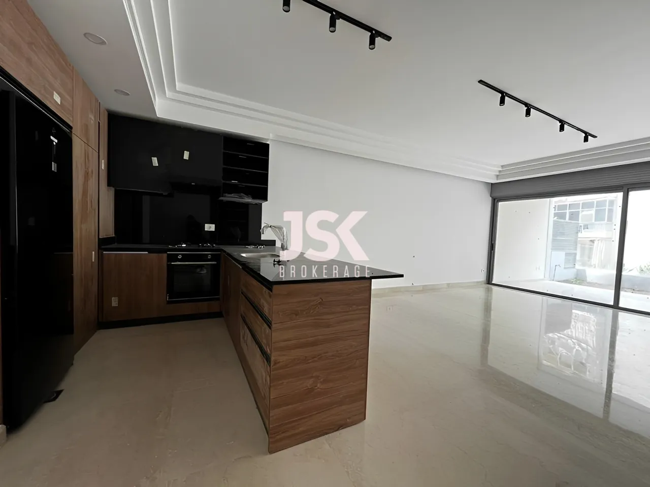 Apartment for Rent in Sahel Aalma
