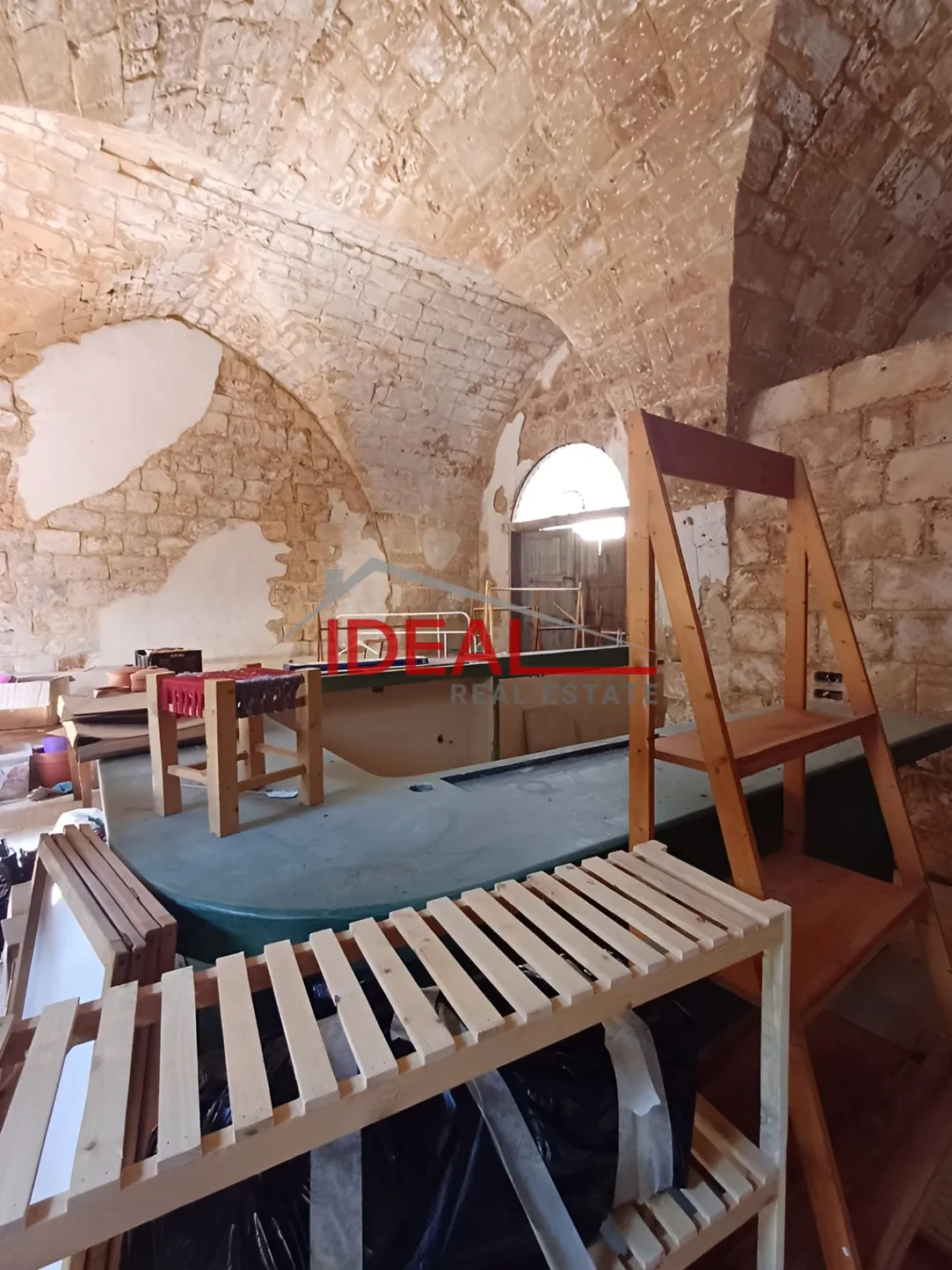 Shop for rent in Batroun