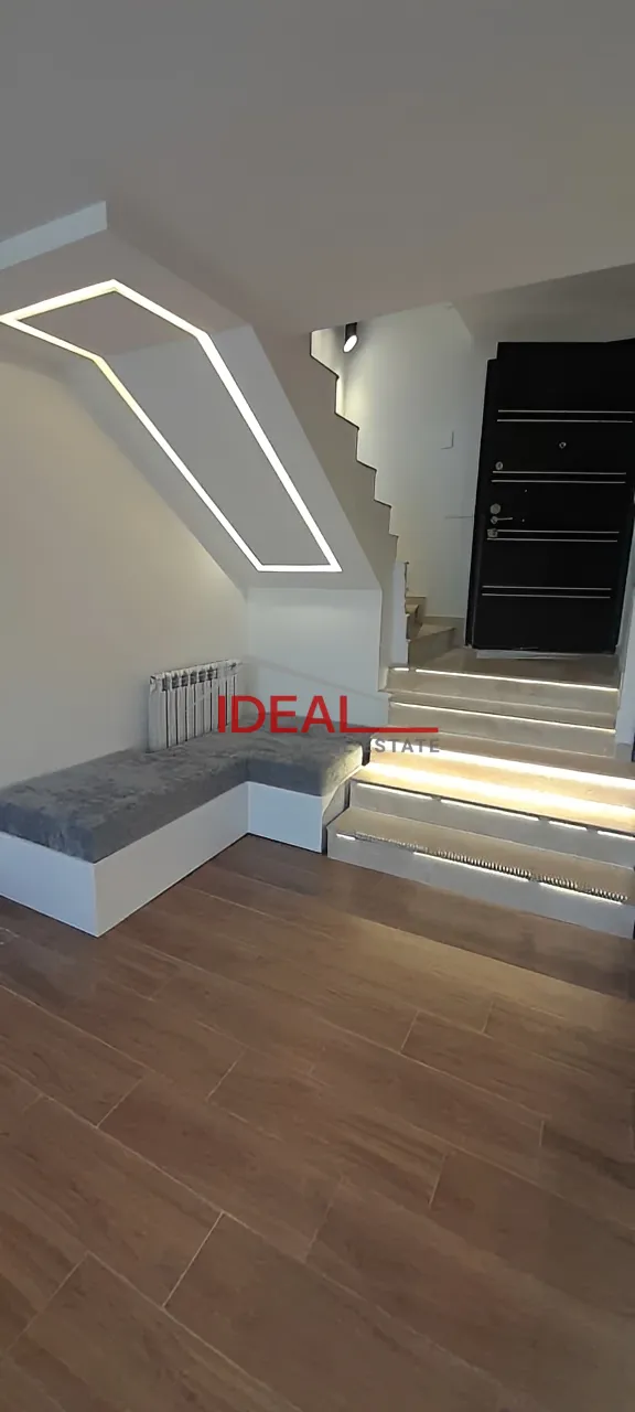 Chalet for sale in Faraya, Lebanon - 2 bed, 2 bath