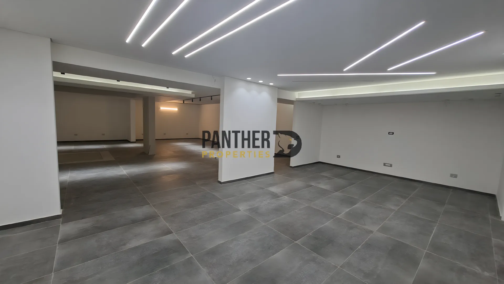 Commercial for rent in Dekwaneh, lebanon