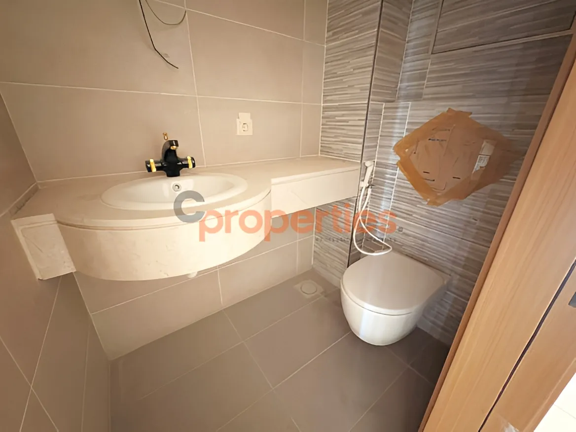 Apartment for Rent in Louaizeh
