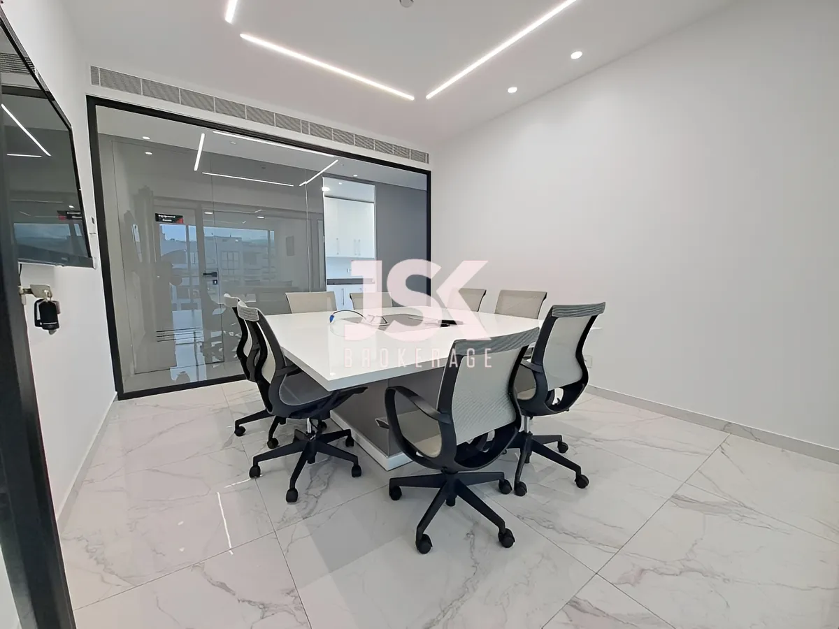 Office for Sale in Sin El Fil