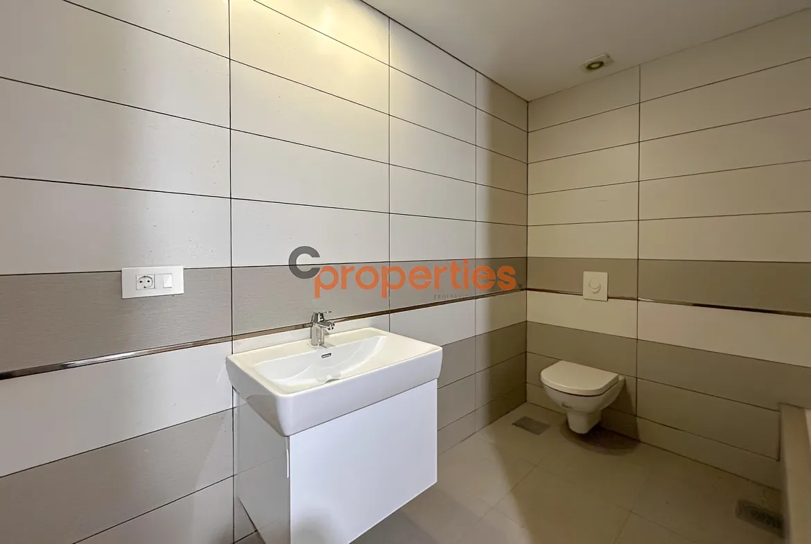 Apartment for Sale in Mtaileb