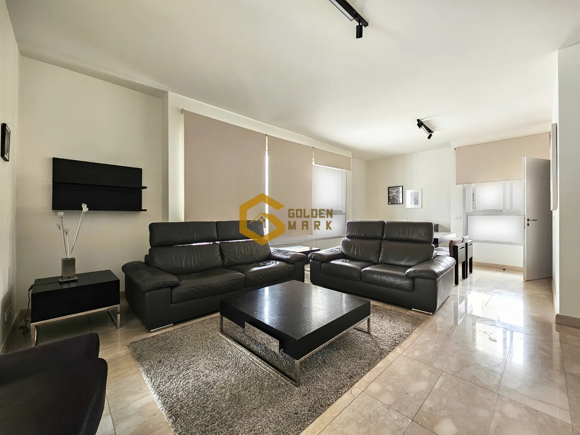 Apartment for Rent in Achrafieh, Beirut - 3 bed, 3 bath