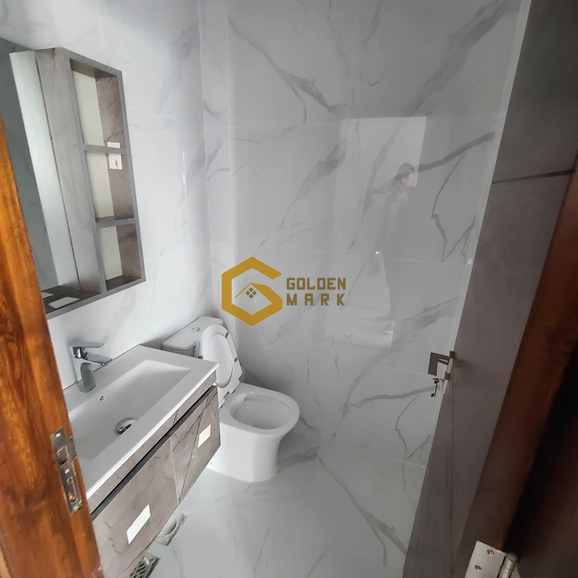 Apartment for Sale in Hosrayel