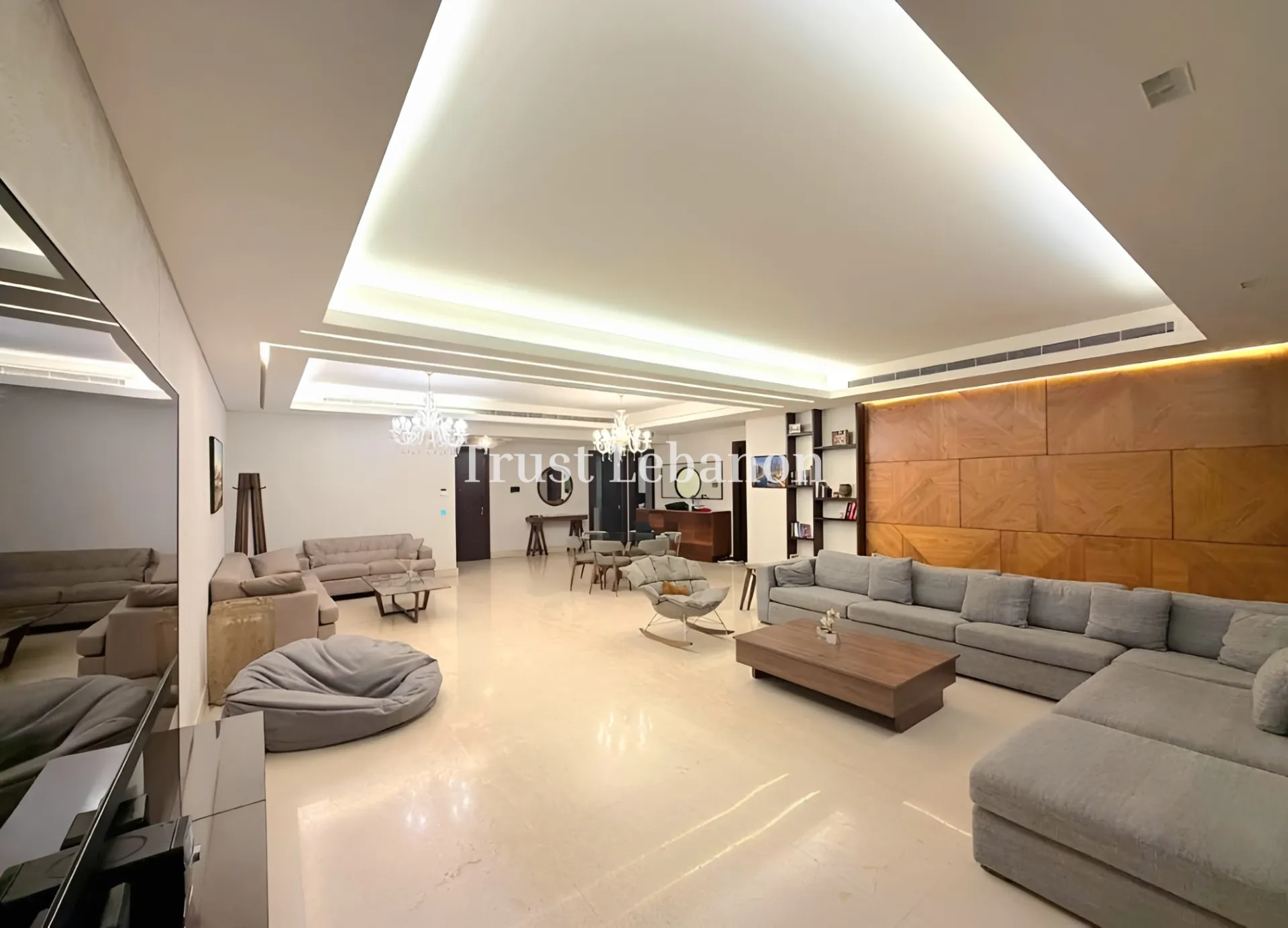 Apartment for rent in Spears, Bayrut, Lebanon
