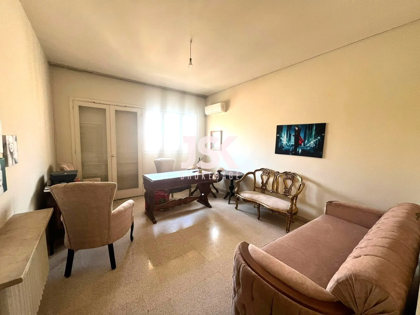 Apartment for Sale in Forn El Chebbak