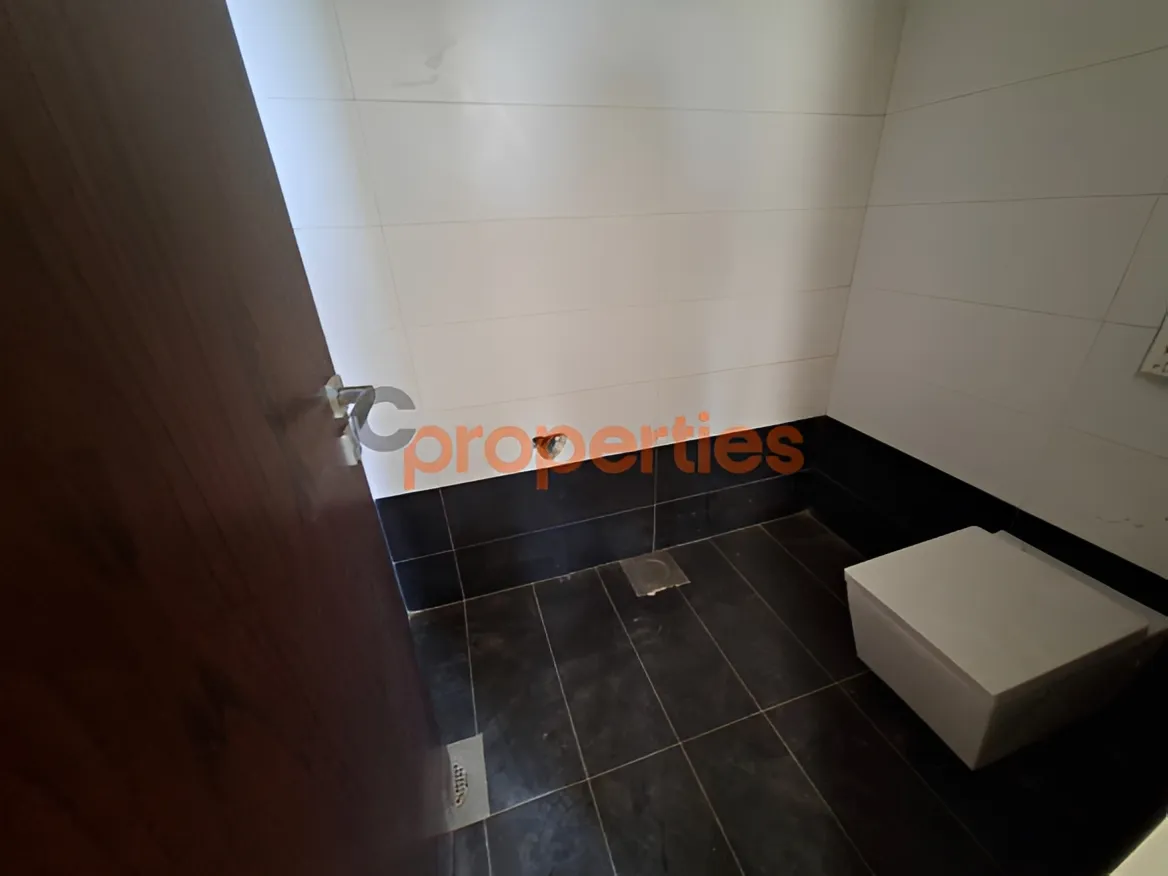 Apartment for Sale in Haret Sakher