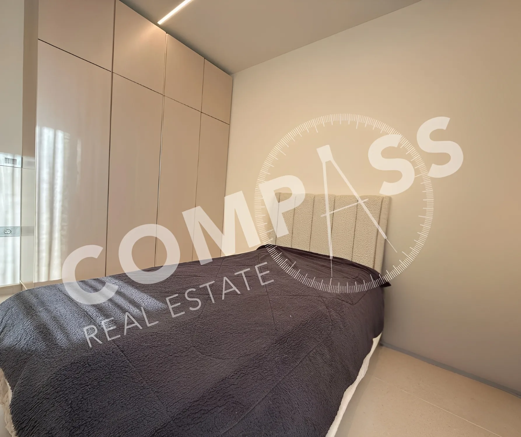 Apartment for Sale in Ras Al Naba'a, Beirut, Lebanon
