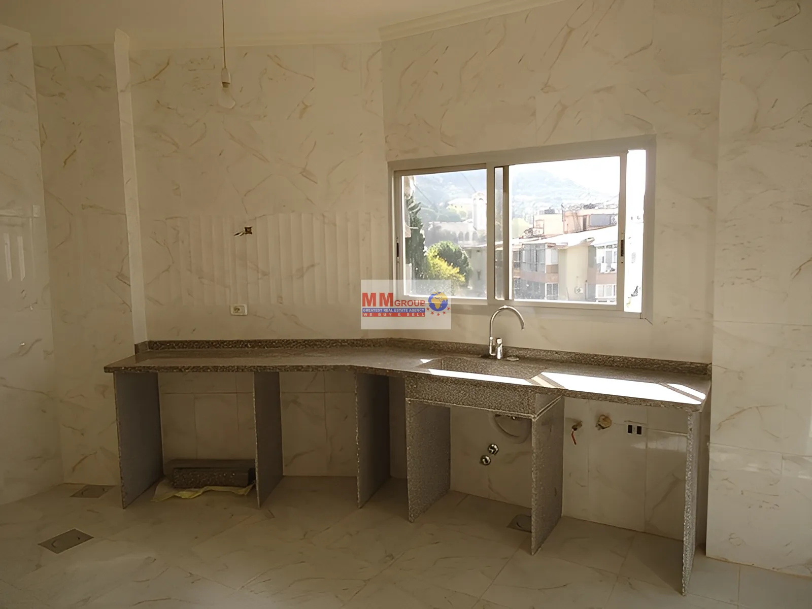 Apartment for Sale in Ain Saade