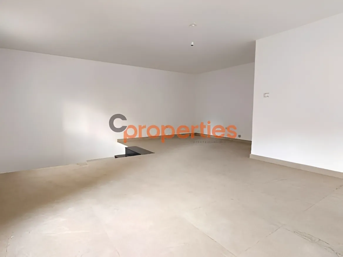 Shop for Rent in Jdeideh