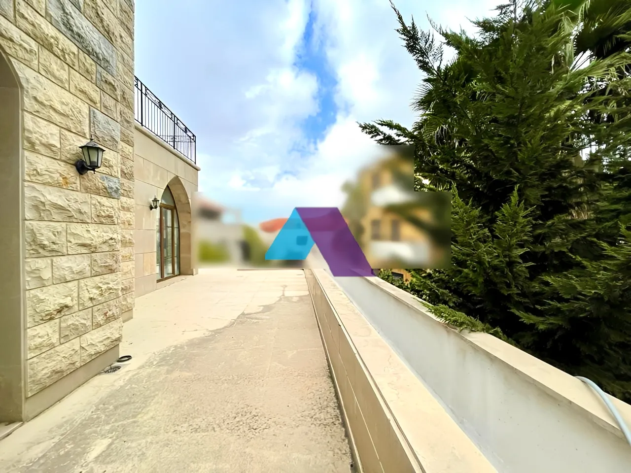 Villa for Sale in Cornet Chahwan