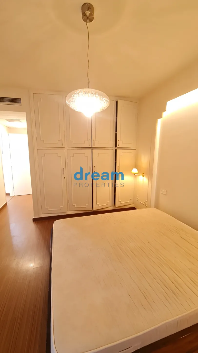 Apartment for rent in Achrafieh, Beirut, Lebanon - 3 bed, 4 bath