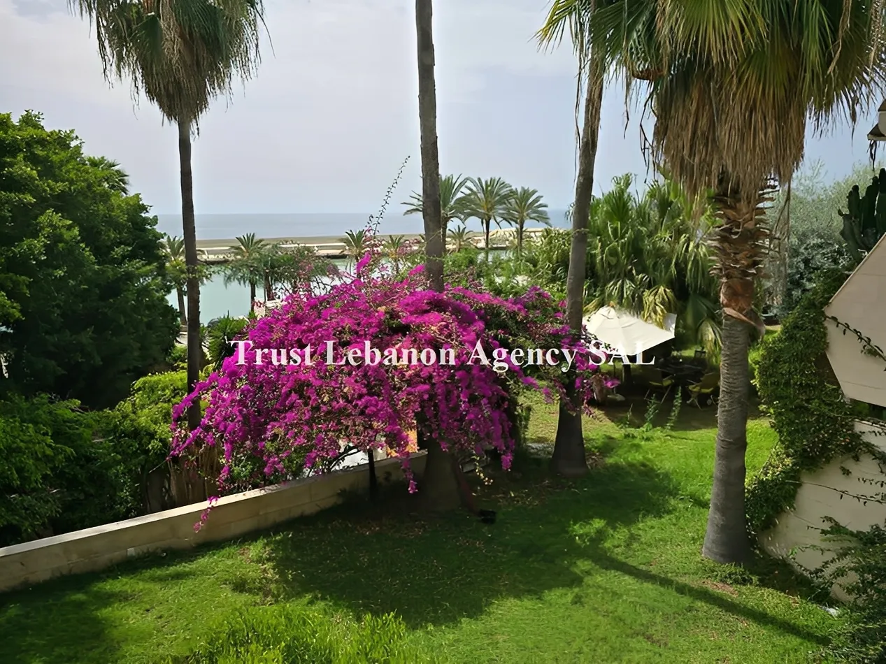 Chalet for Sale in Jbeil, Halat - 5 bed, 4 bath