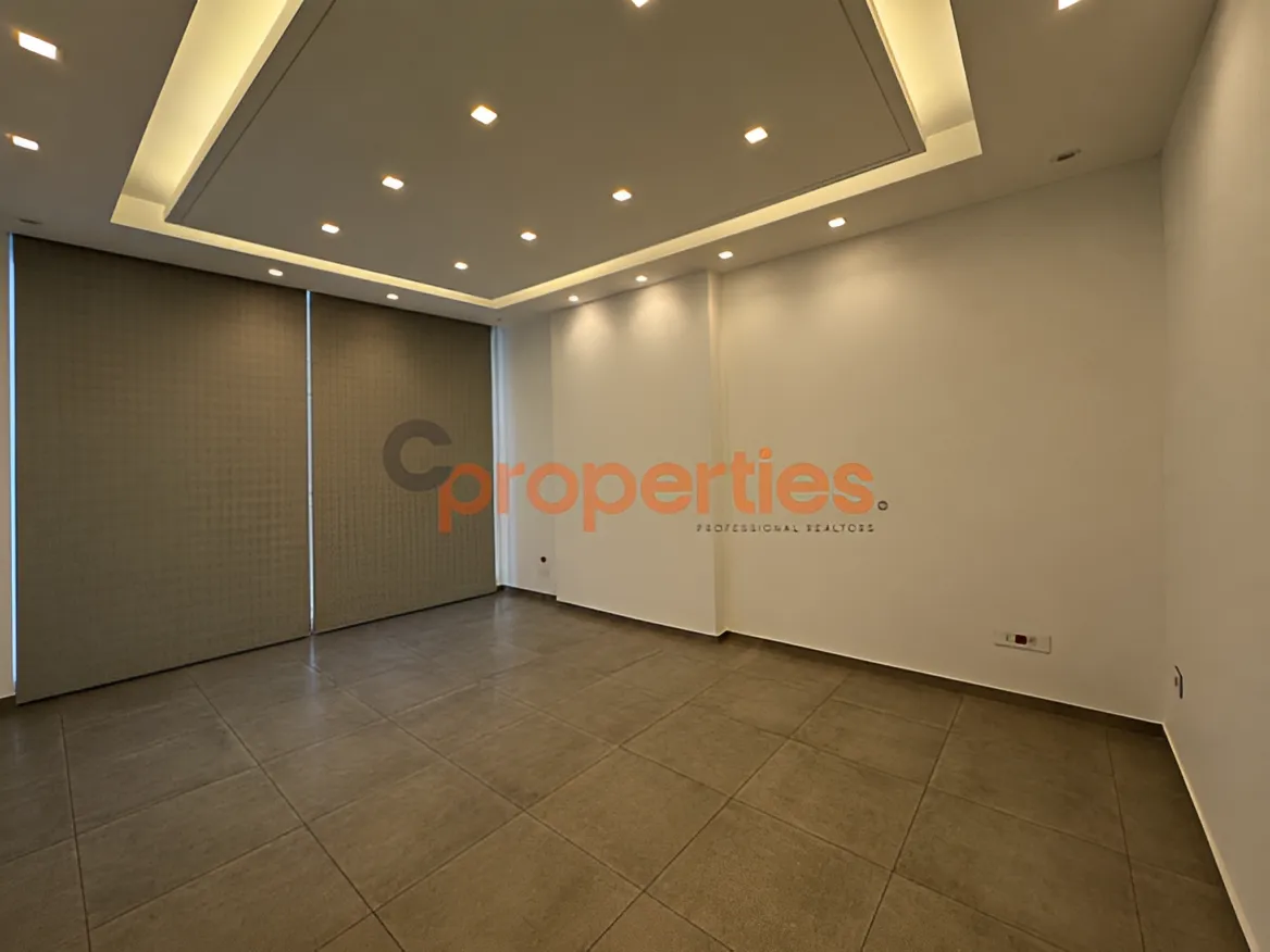 Office for Rent in Horch Tabet