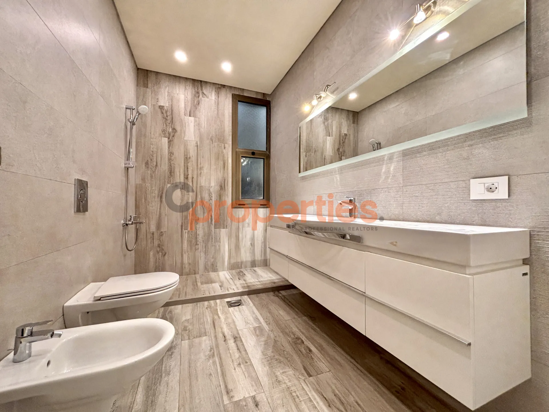 Apartment for Sale in Jouret El Ballout