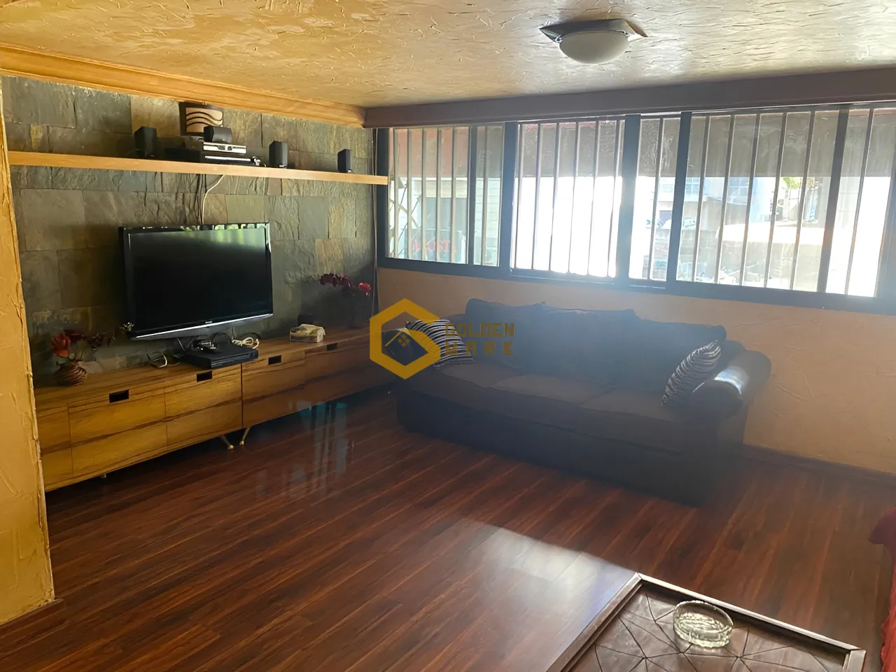 Apartment for Sale in Haret Sakher