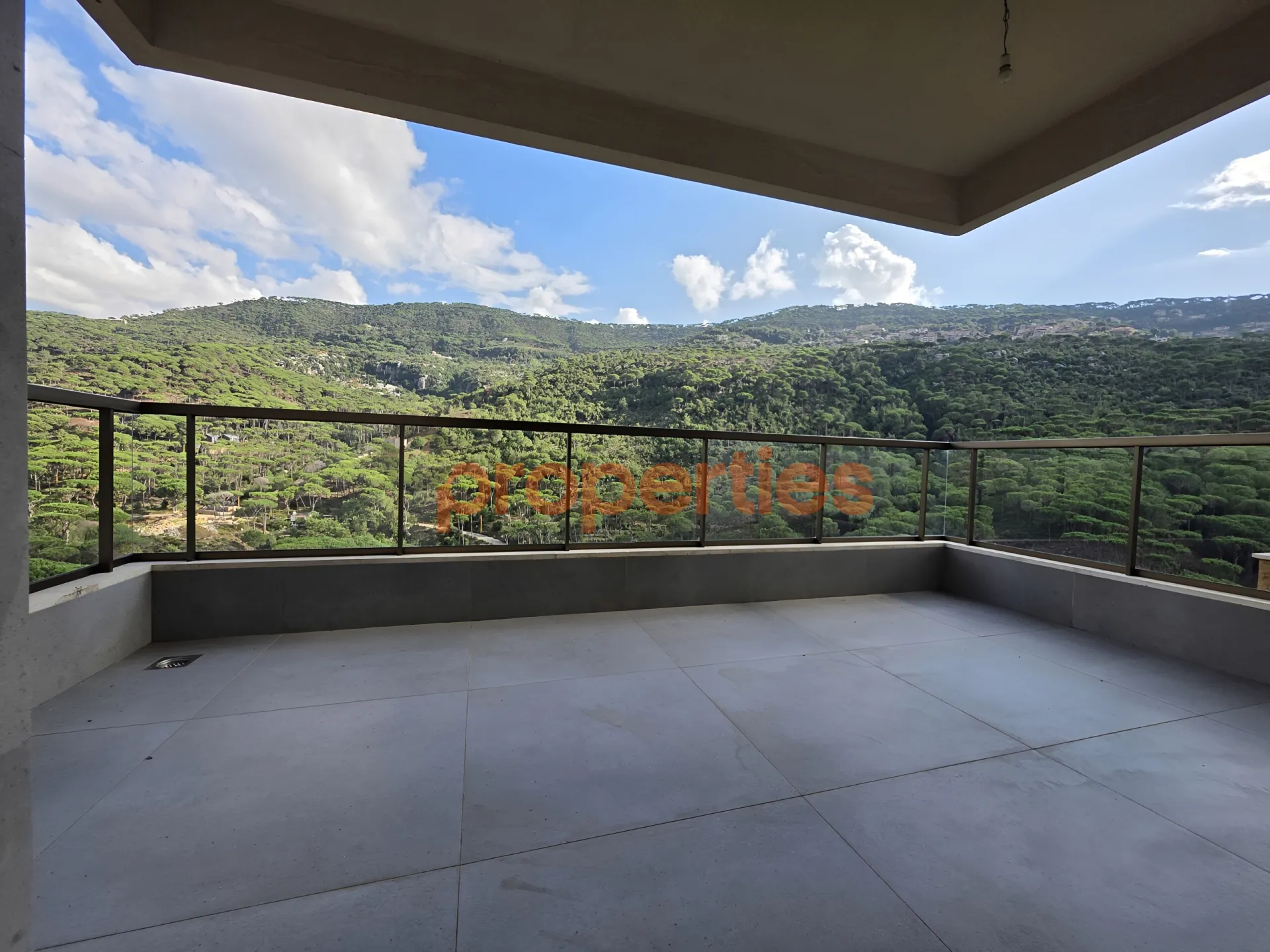 Apartment for Sale in Baabdat