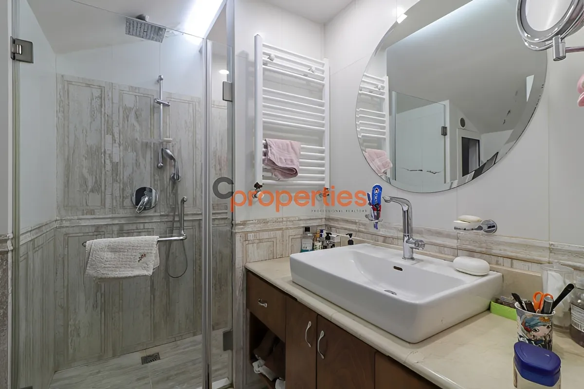 Duplex for Sale in Bqennaya