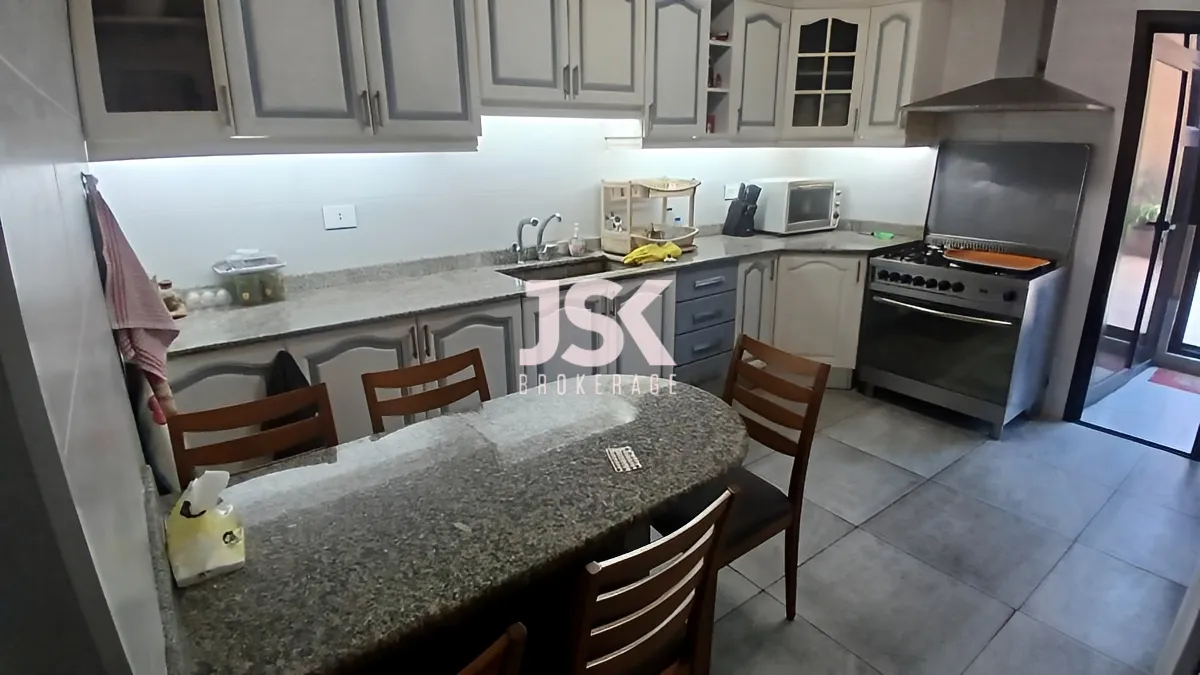 Apartment for Sale in Aaoukar, Lebanon