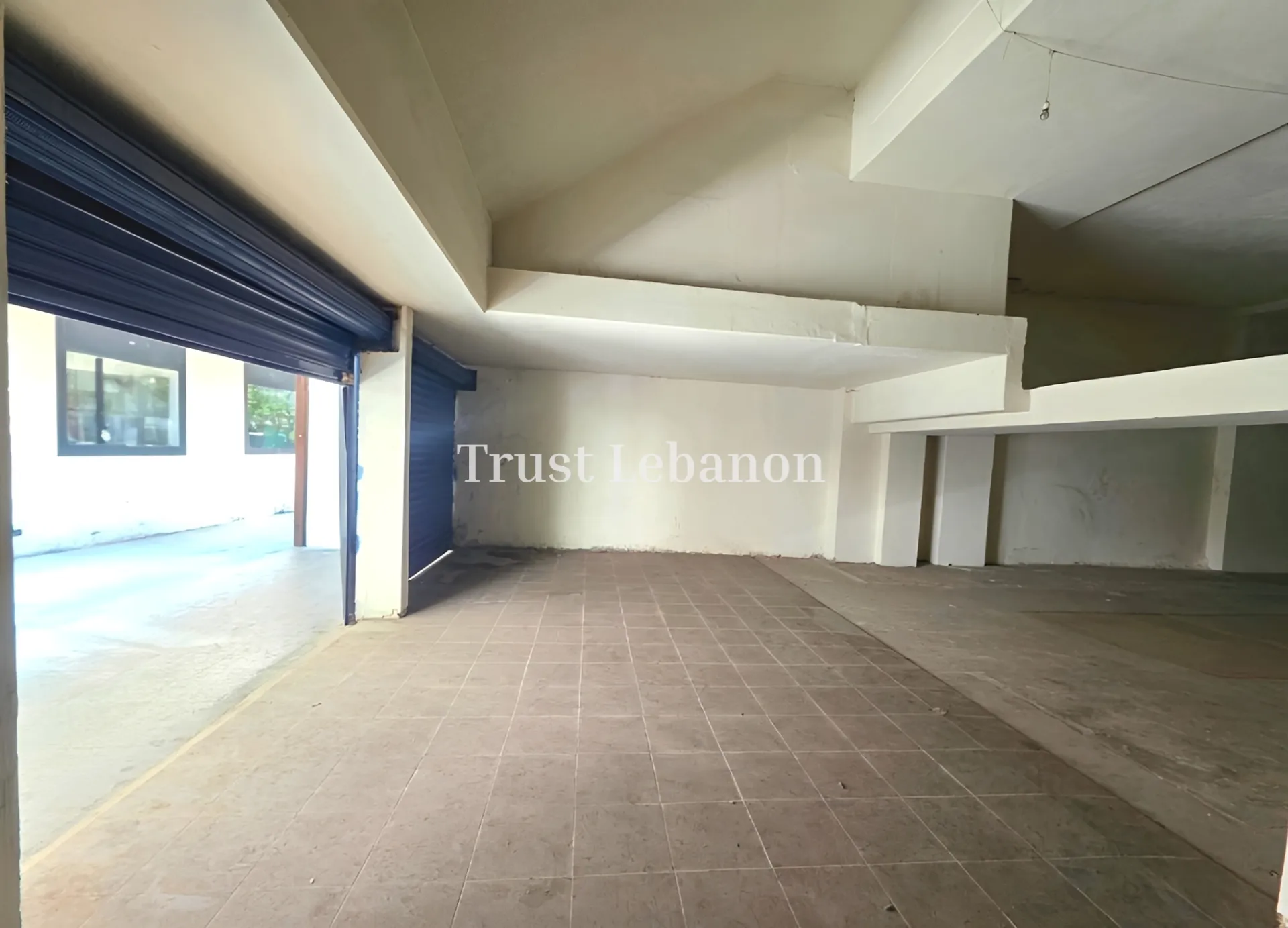 Showroom for rent in Gemmayzeh, Beirut, Lebanon