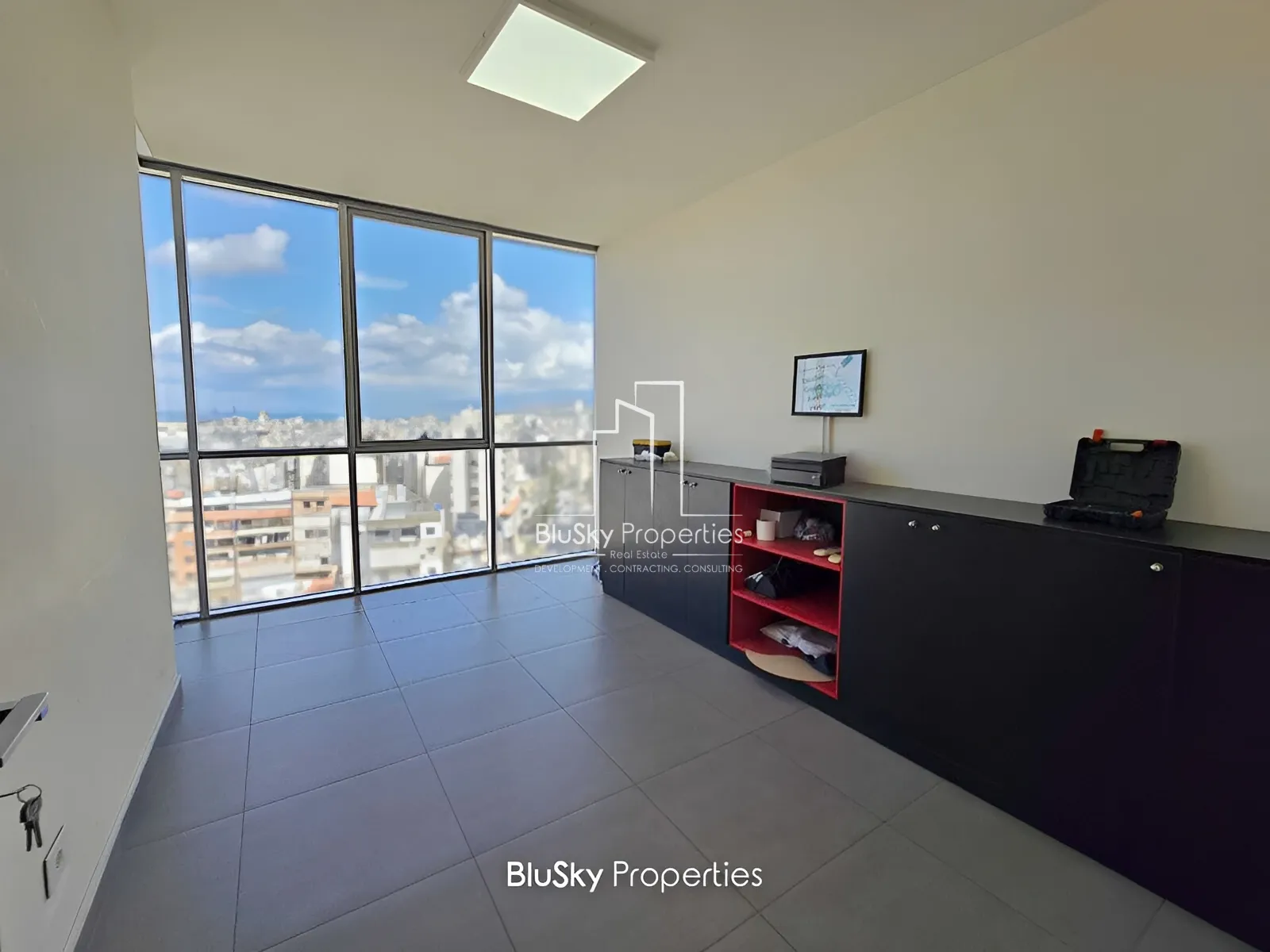 Office for sale in Sin El Fill