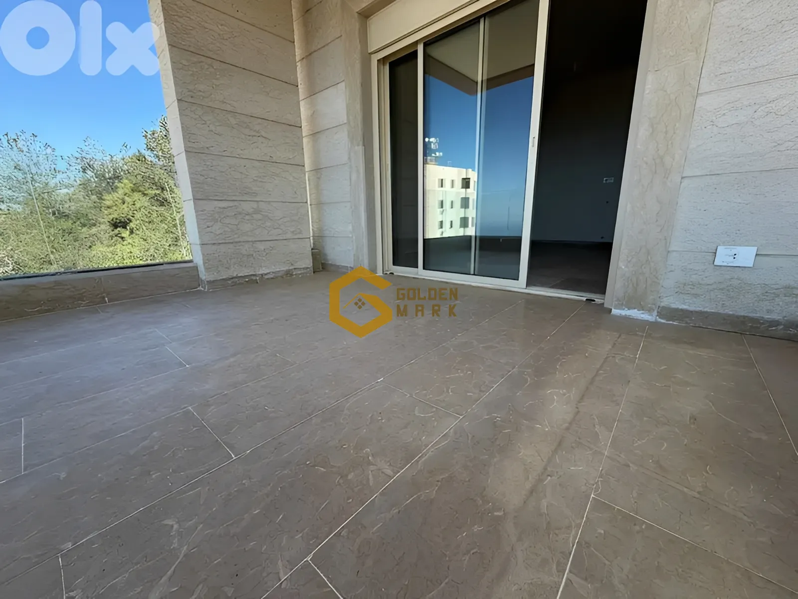 Apartment for Sale in Blat - 3 bed, 3 bath
