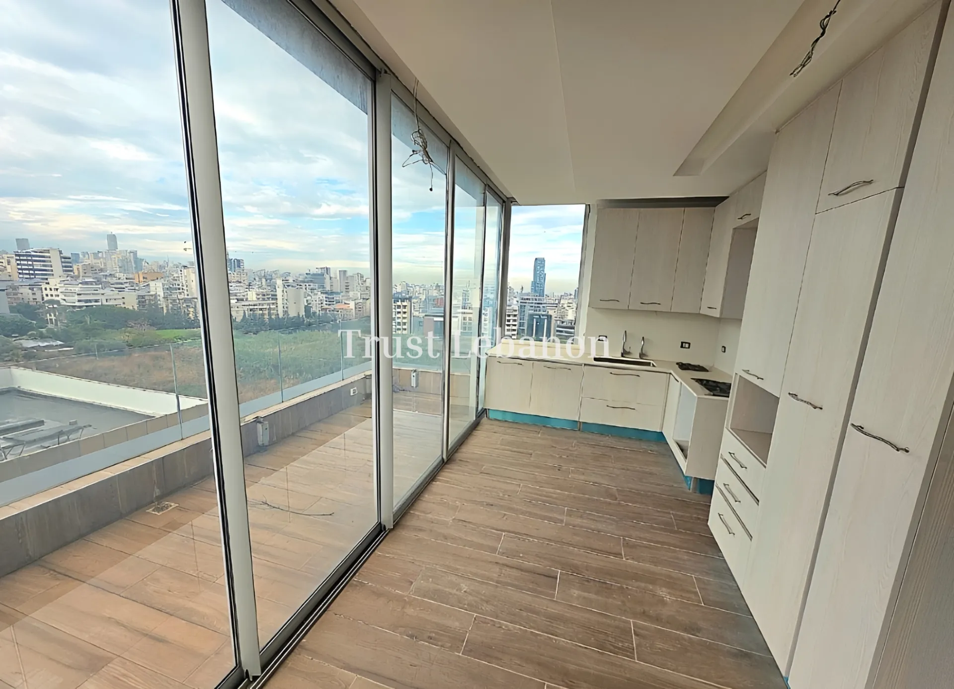 Apartment for rent in Sin El Fil, Lebanon