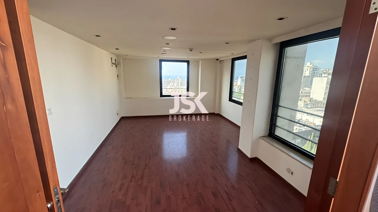 Office for Rent in Achrafieh