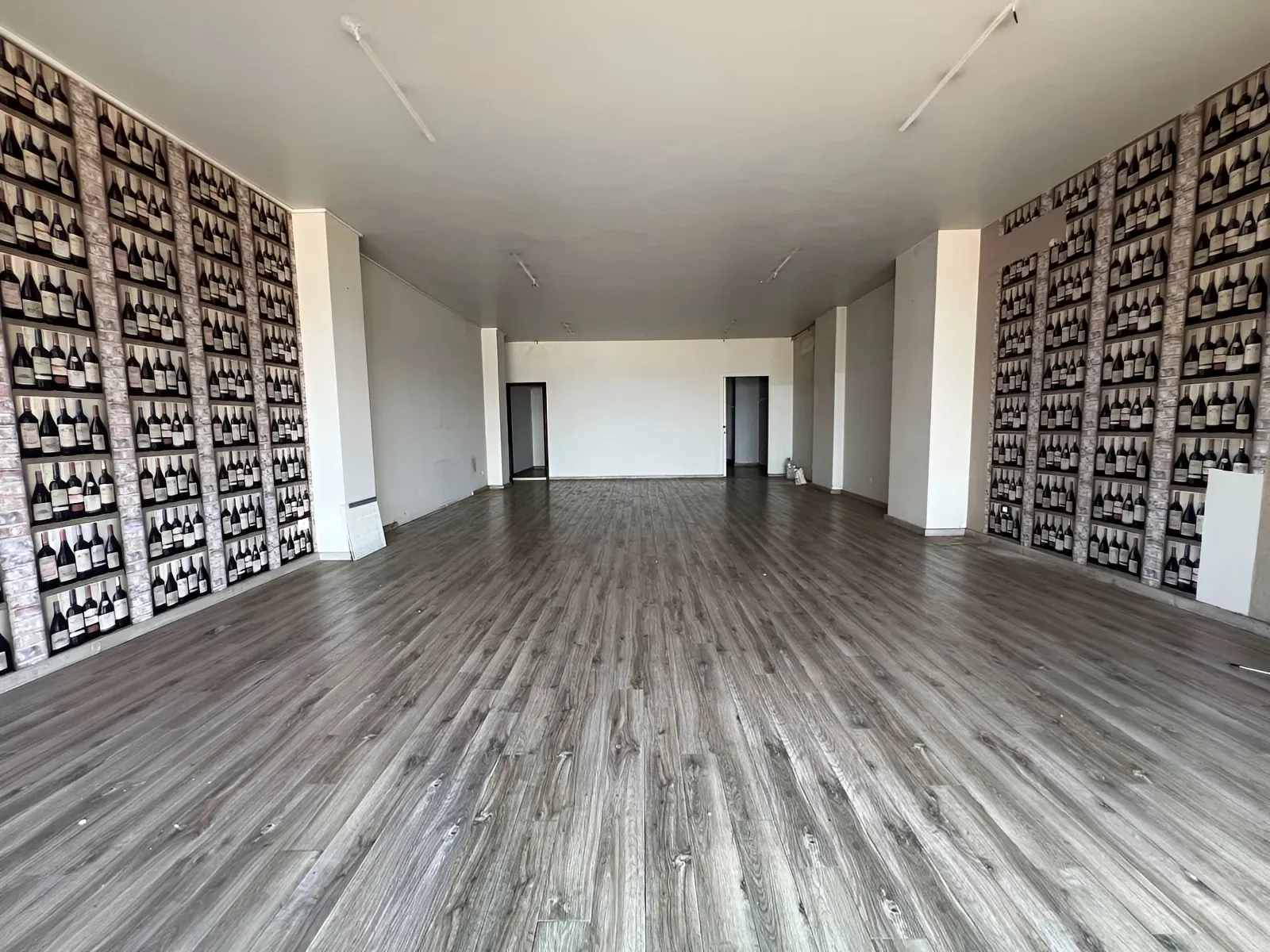 Shop for Rent in Kfar Hbab