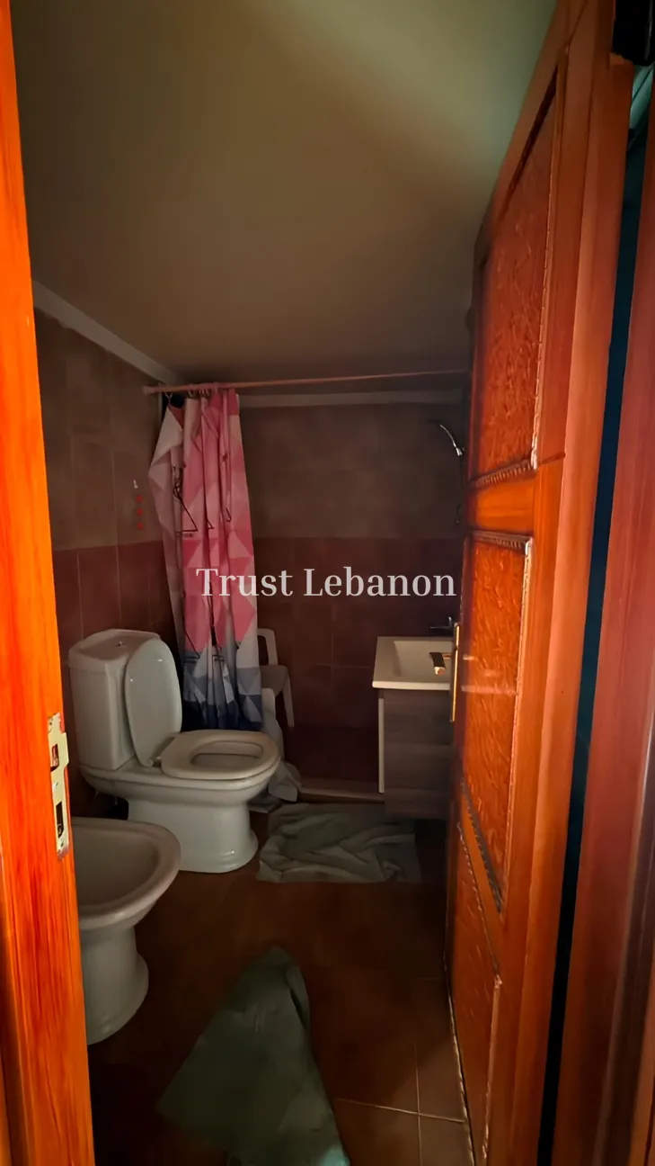 Apartment for sale in Ain El Remmaneh, Lebanon - 3 bed, 2 bath