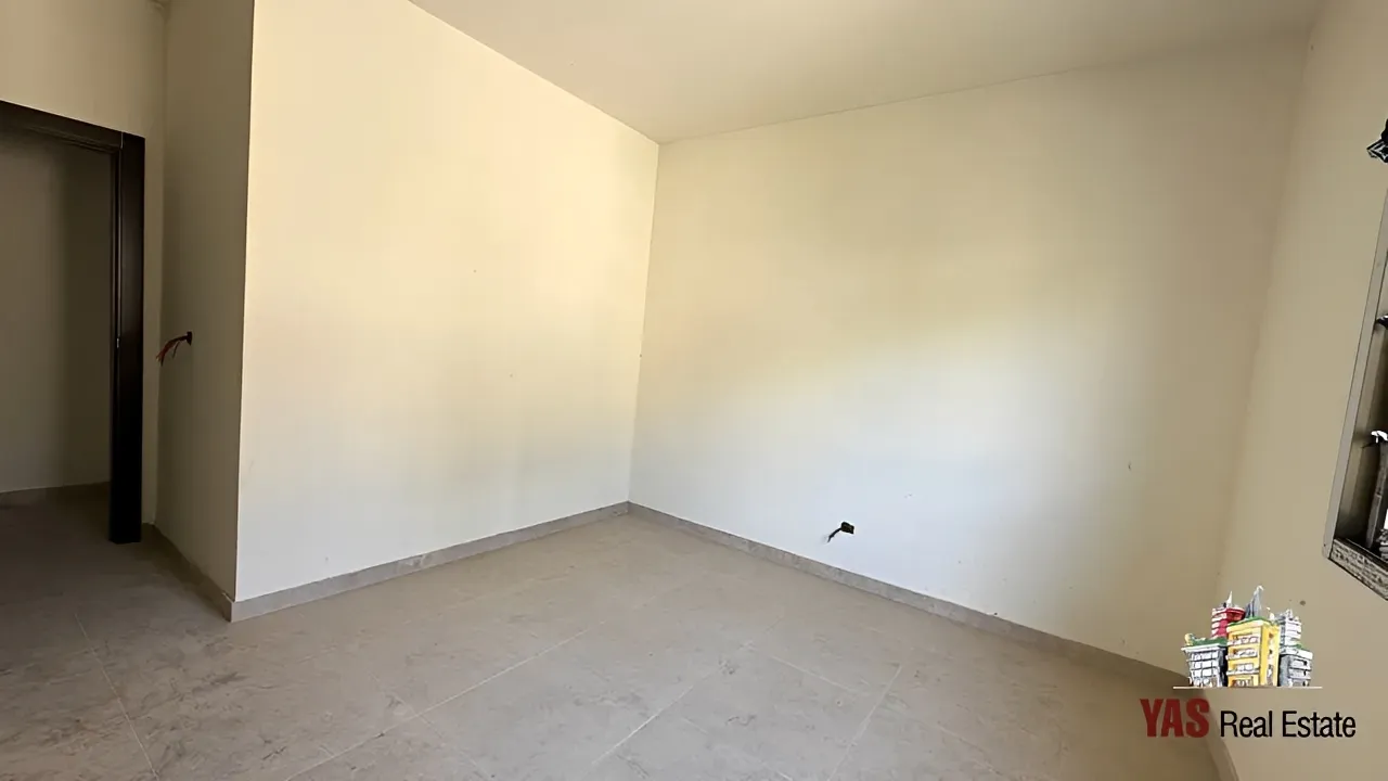 Apartment for Sale in Ballouneh