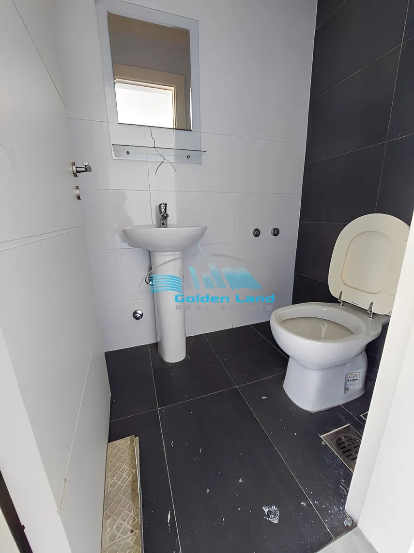 Shop for rent in Bsalim, Lebanon
