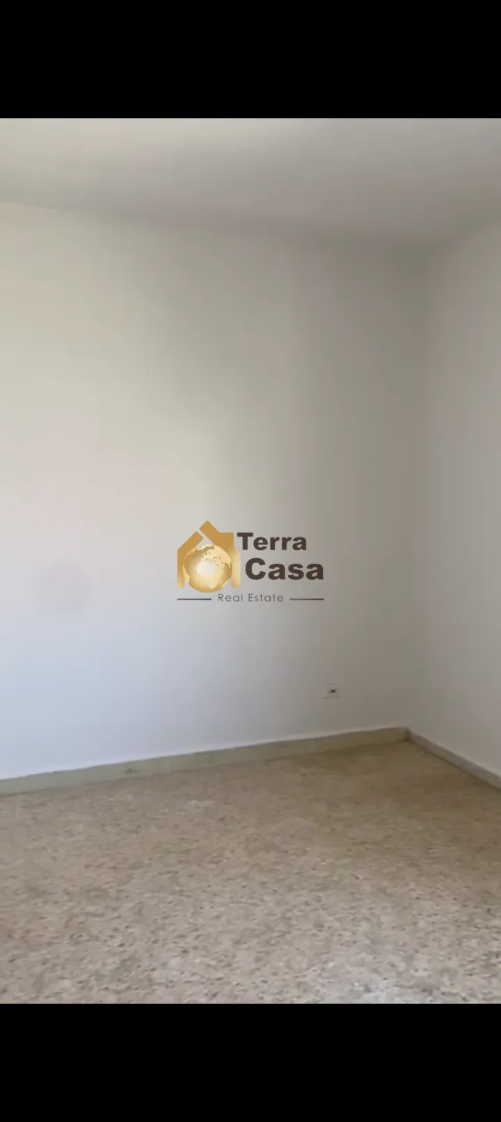 Office for sale in Chtoura